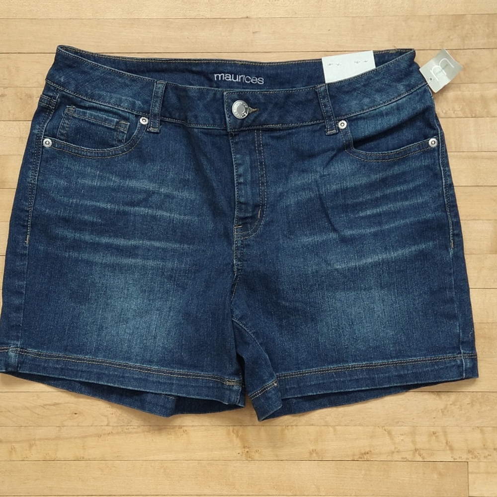 Maurice's mid-rise 5 inch inseam shorts